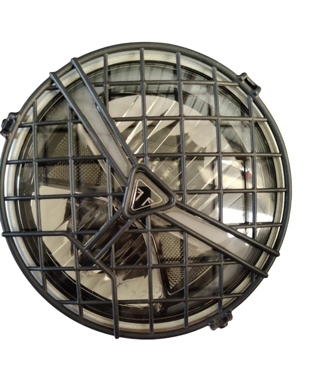 Triumph Speed 400 Headlight Magic Bikers
